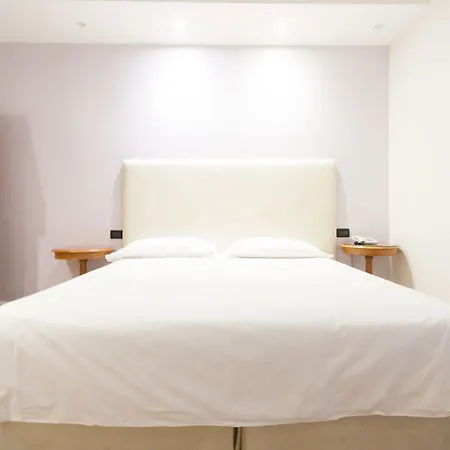 Boutique Trieste - Adults Only 维罗纳
